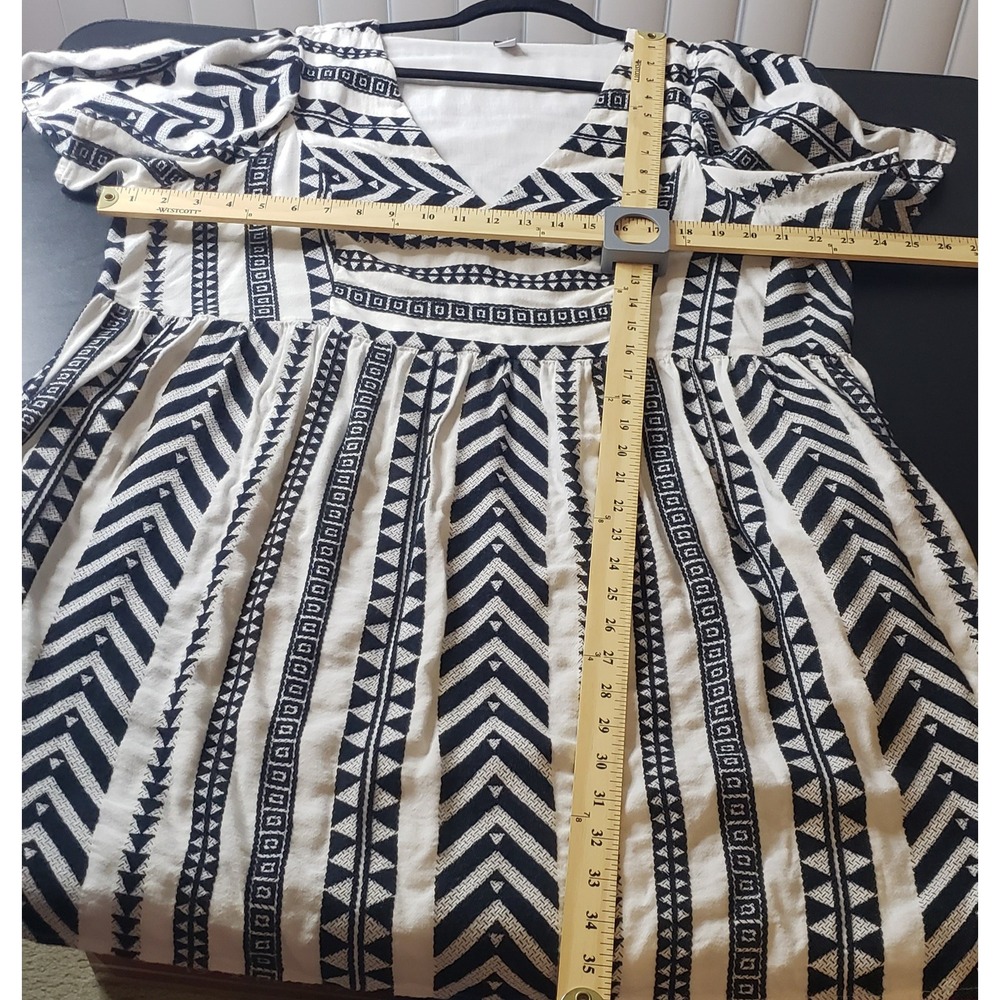 Old Navy‎ V-Neck Swing Dress Womens Size XL Black White Jacquard Aztec Boho Mini - Picture 6 of 8